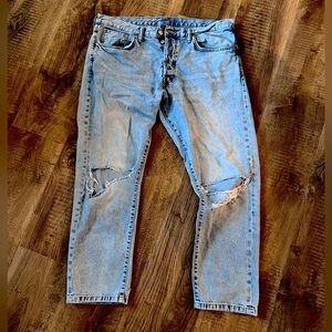 Divided H&M men’s distressed jeans size 34/36